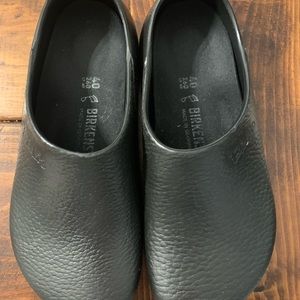 Unisex Birkenstocks Super Birki Clogs size 40